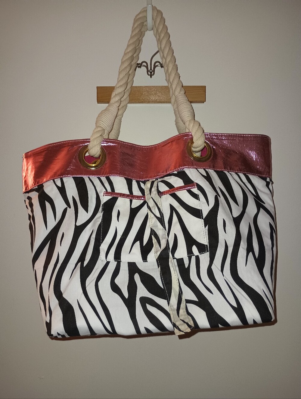 amika Bright Pink Multicolor Graphic Large Canvas Tote Rope Handles Zebra Lining - Picture 2 of 9
